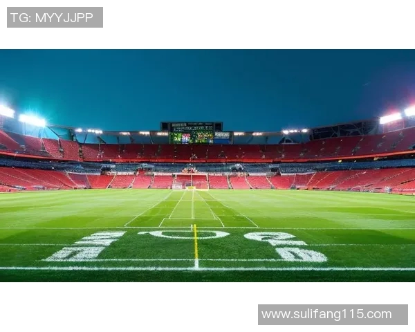 足球巨星的魅力瞬间前十名壁纸推荐让你感受球场激情与风采