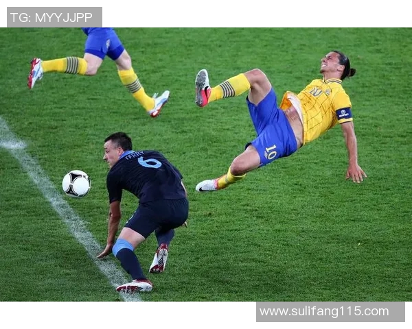 从童年照看伊布的成长历程与足球梦想的启航 从童年照看伊布的成长历程与足球梦想的启航