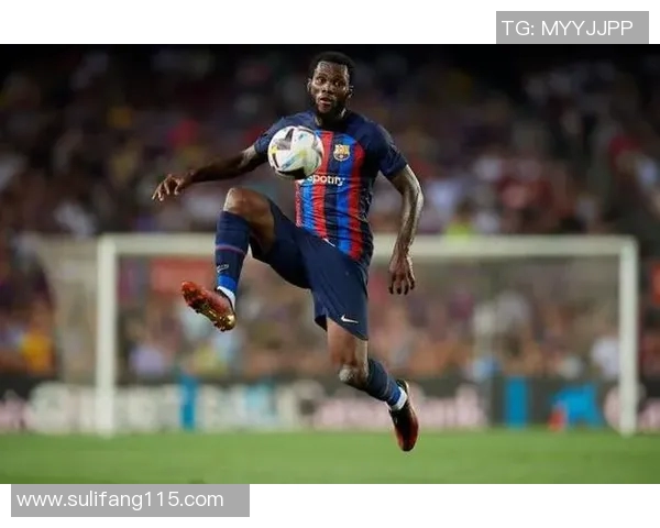 凯西足球明星图文展现足球魅力与青春激情的完美结合